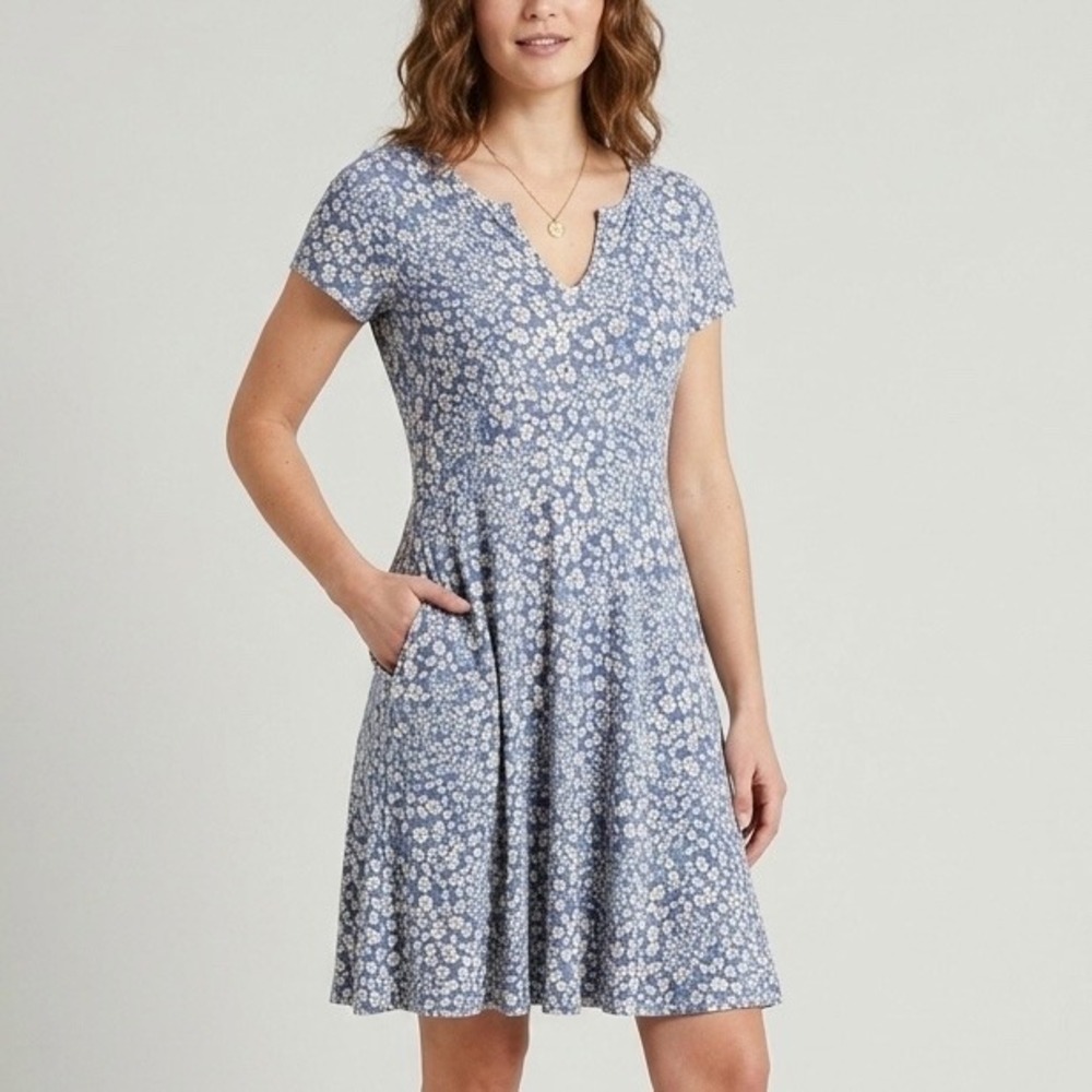 Salaam Blue White Daisy Floral Summer Dress Sz S USA Pockets Cottagecore Femme